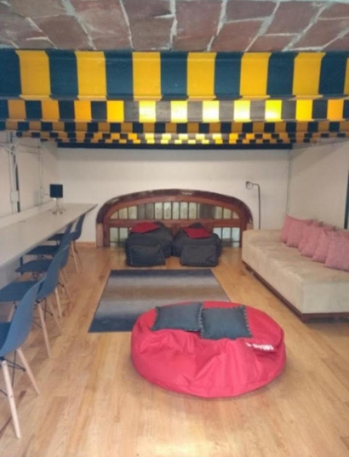 Dormitorio-Capsula. Mexiko-Stadt Exterior foto